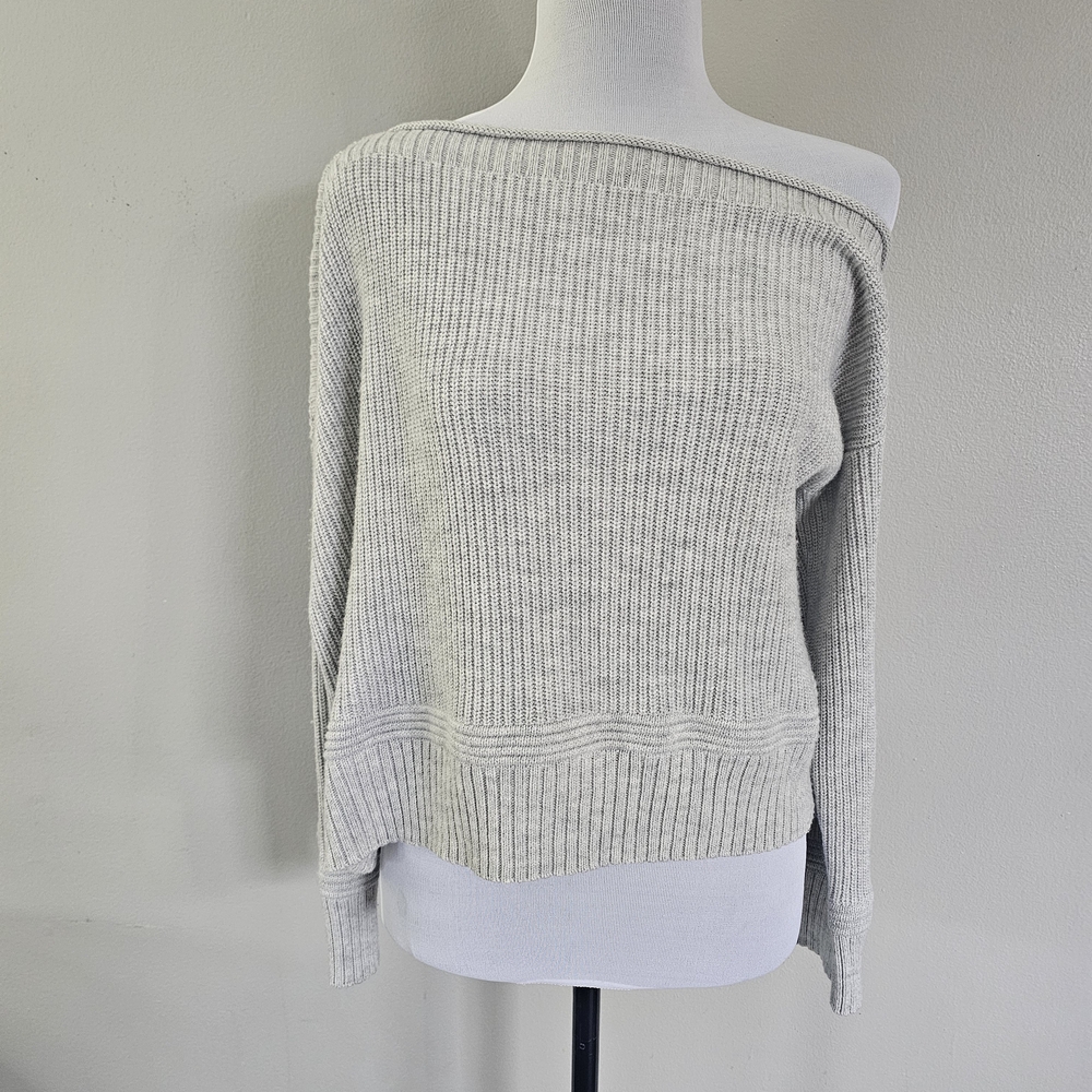Topshop Light Gray Off-the-Shoulder Ribbed Sweater